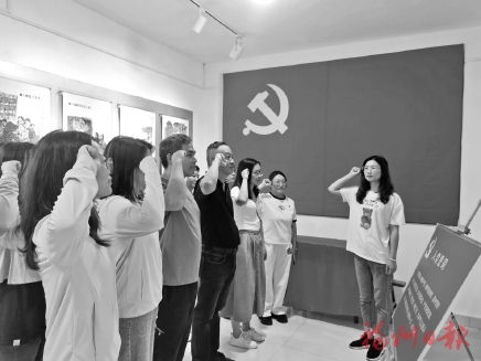 追寻红色记忆 凝聚奋进力量 追寻红色记忆 凝聚奋进力量