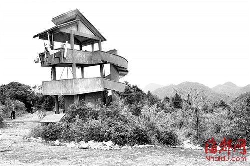 旗山国家森林公园登山道遍布垃圾 游客看后扫兴