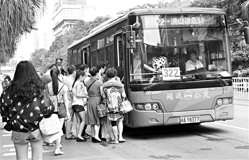 福州公交司机吼退扒手 “防贼暗语”多数人不懂