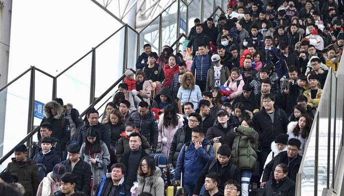 #(社会)(1)铁路春运迎来返程客流高峰