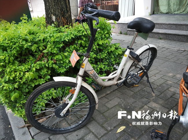 共享单车退出留下满街“孤儿” 如何处置难题待解