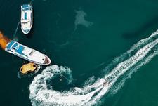 (社会)(5)海南陵水举行船舶消防救生演习