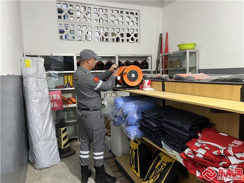 567f97d136a9385165478bfb993c05c.jpg 567f97d136a9385165478bfb993c05c.jpg