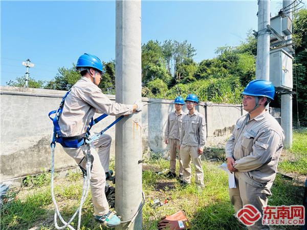 技能训练.jpg 技能训练.jpg