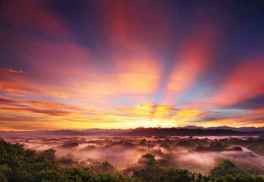 ▲跨年迎曙光,低海拔雲海二寮最美!(圖/取自西拉雅風管處官網)