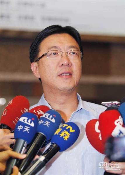 120萬交保,限制出境出海的黃景泰(見圖)完成交保後向媒體強調,他是清白的,他所有資金來去流向都已跟法官報告。(陳怡誠攝)