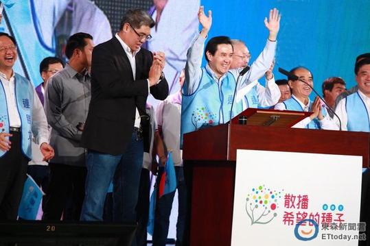 连胜文、马英九同台造势 连胜文、马英九同台造势