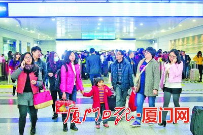 厦门昨起迎来返程高峰 来厦动车票一票难求(图)