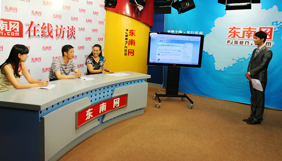 现场嘉宾回答微博网友提问