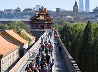 （社会）（1）国庆假期最后一天 游客参观故宫游兴不减