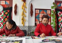 （图文互动）（2）“画出心，画出情，画出美好新生活”——西安农民画绘出40年喜乐盼