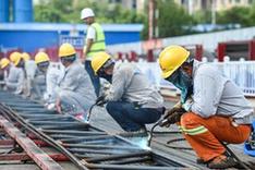 （社会）（1）南京：高温下的坚守