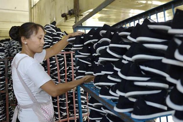 （社会）（1）百企帮百村 就业助脱贫