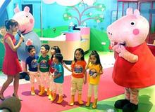 （社会）（2）全球首家“小猪佩奇的玩趣世界”室内主题乐园在上海开业