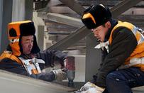 （新春走基层）（1）“守桥父子兵”的节日坚守