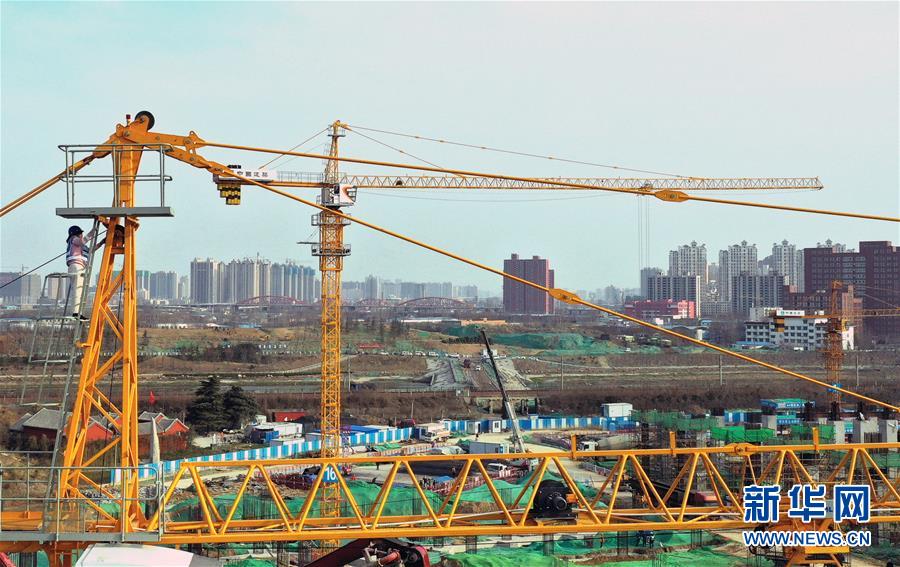 （社会）（2）工地上的“空姐”