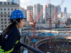 （热点鲜报·图文互动）（6）我在高空开“豪车”