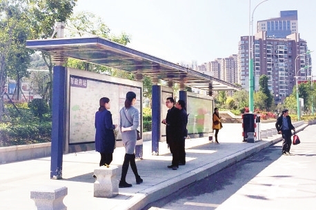 市区监控探头遍布 ，唯独公交站没有