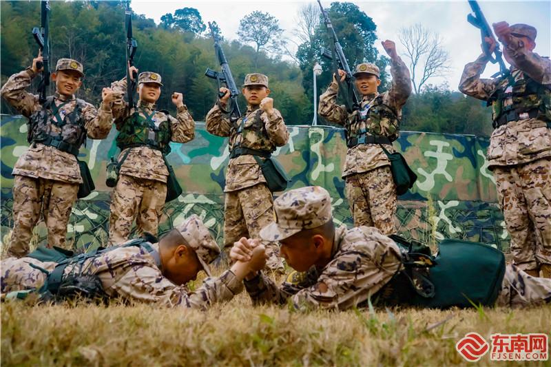 9 其乐融融 （摄影：孟宇凯）.jpg