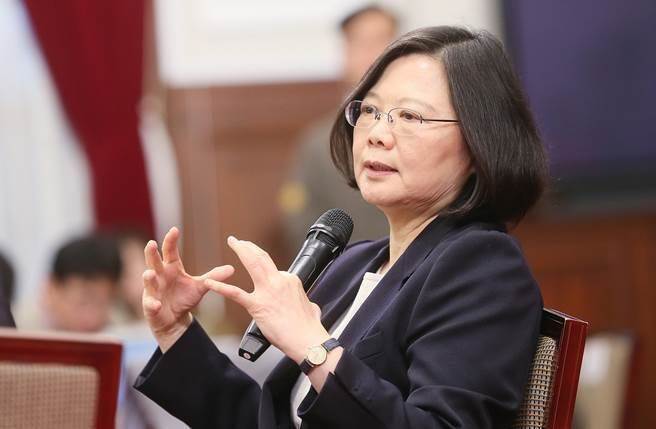 谢金河酸蔡当局拼经济是空包弹：这些年听麻痺了